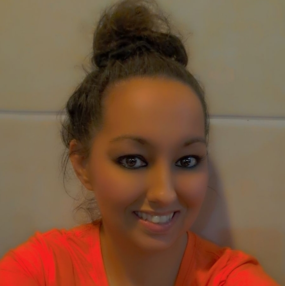 Meet your Posher, Lane - Picture 2 of 2